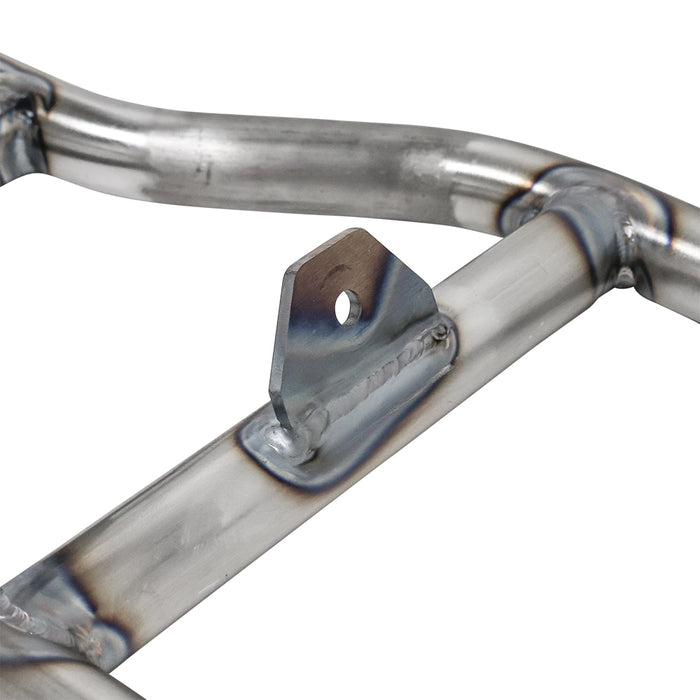 close up of fender mounting tab sportster hardtail